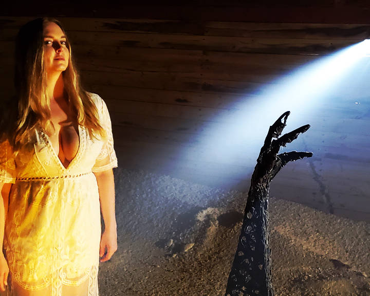 MANOS Trailer Shot 12