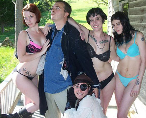 Skeleton Key 3: The Organ Trail cast group shoot
